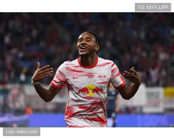 恩昆库对阵顶级后卫时的技术优势分析