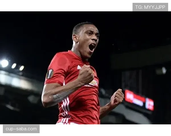 努涅斯与马夏尔进攻稳定性差异解析：效率、角色适配与持续性对比